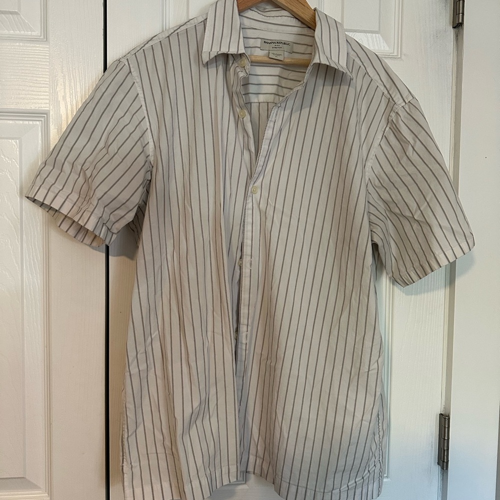Banana Republic Men's White and Black Striped Button Down Shirt